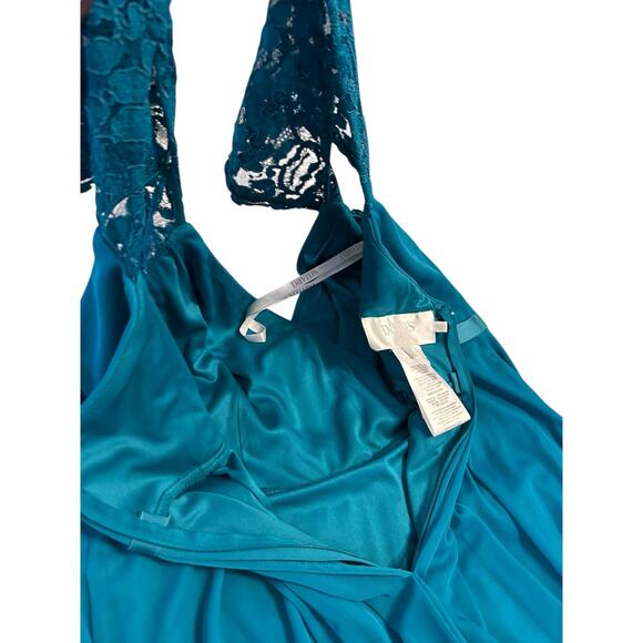 NWT David's Bridal Gown Style F19505 Oasis - Size 18 - Picture 13 of 16